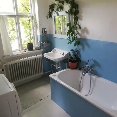 Hus Til Leje I Naturskonne Omgivelser I Lille Hyggelig Landsby. Taet Ved Strand, Skov Og Klint. Villa *